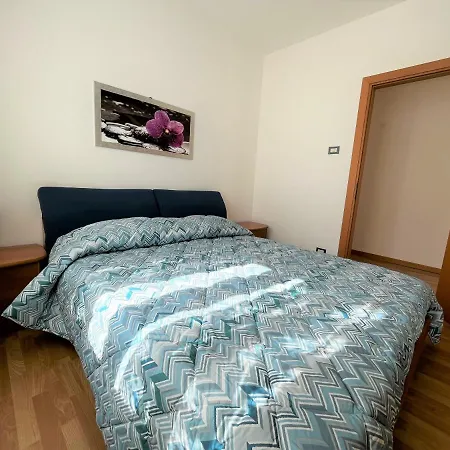 Apartment Genova 9 Grado