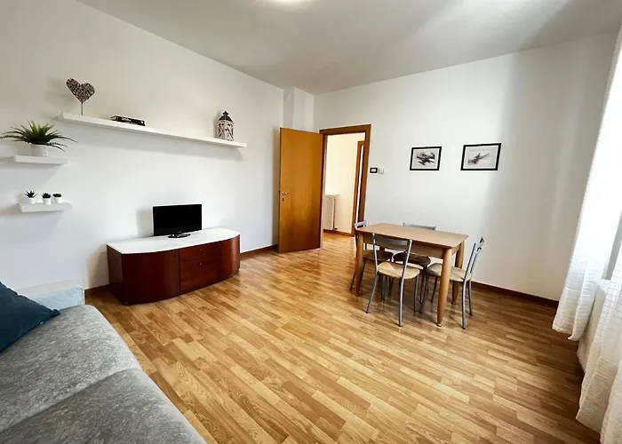 Apartment Genova 9 *